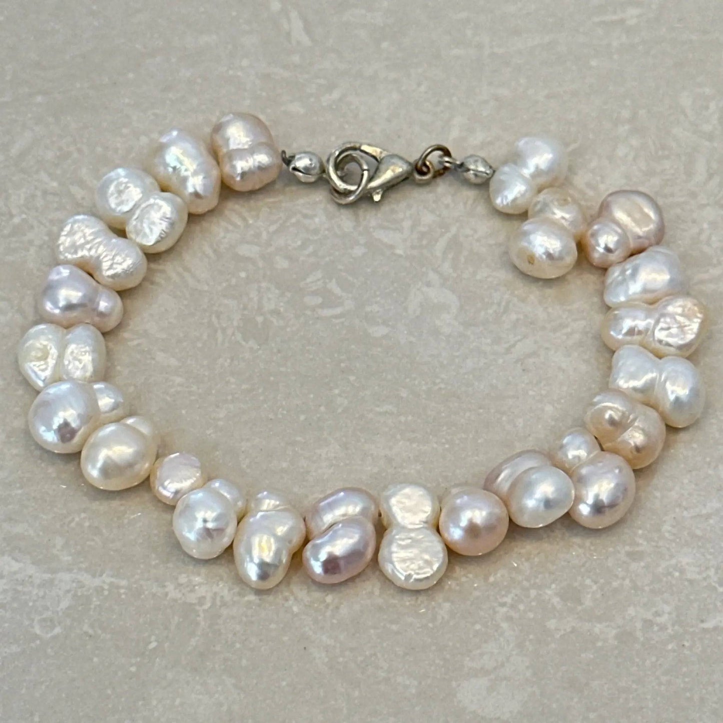 Freshwater Pearl Bracelet - Uplift Beads