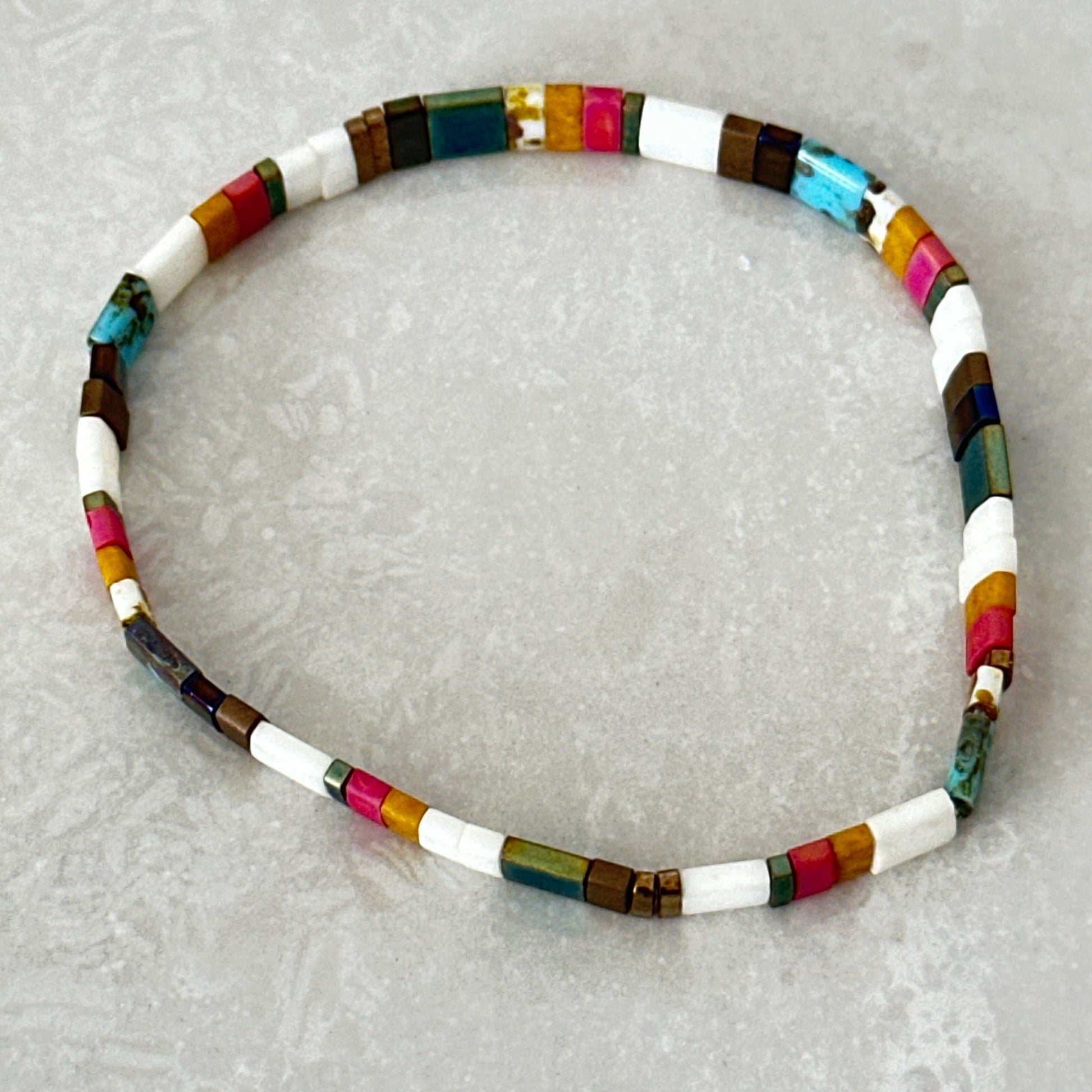 Beachy Tila Stretch Bracelet